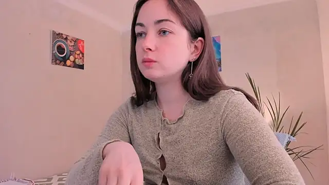 Snapshot of cClandesTina chatting on 09-19-25, 02:40 cClandesTina online show from 09-19-25, 02:40