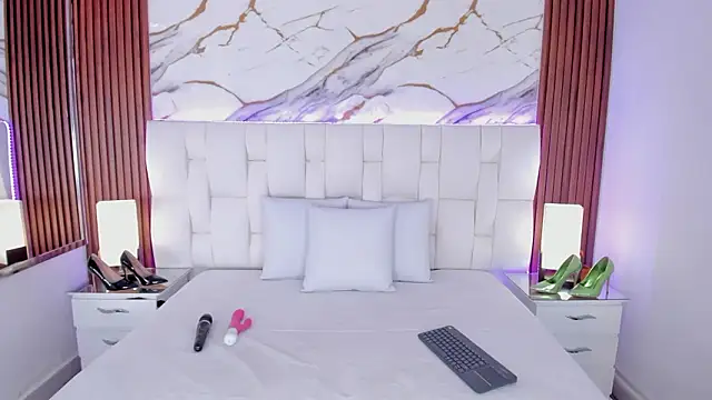 Coco Balenciaga  online show from 02-07-26, 11:58