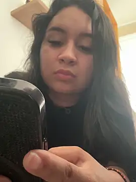 Pretty Isadora online show from 04-20-26, 09:05