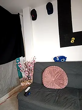 Snapshot of on_tefa chatting on 09-21-25, 09:05 on tefa online show from 09-21-25, 09:05