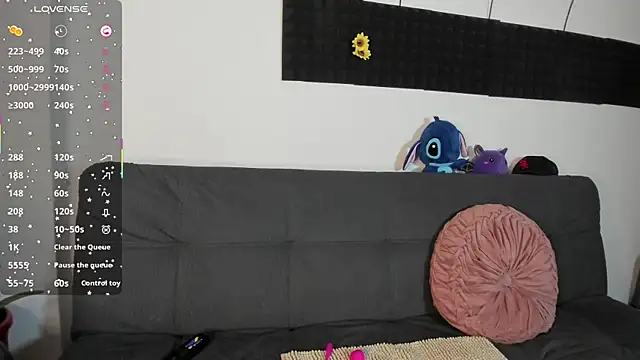 Snapshot of on_tefa chatting on 10-07-25, 10:18 on tefa online show from 10-07-25, 10:18