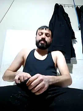 Snapshot of Kaan1607 chatting on 12-05-24, 06:22 Kaan1607 online show from 12-05-24, 06:22