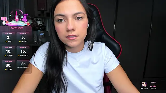 Snapshot of ivyy_scott chatting on 03-05-26, 10:17 ivyy scott online show from 03-05-26, 10:17