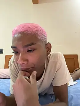 Snapshot of alejo_cute chatting on 02-27-25, 02:43 alejo cute online show from 02-27-25, 02:43