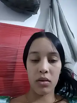 Snapshot of The-quee22 chatting on 02-28-25, 09:44 The-quee22 online show from 02-28-25, 09:44