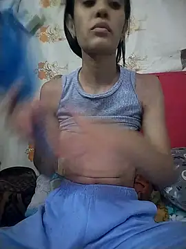 Snapshot of The-quee22 chatting on 10-10-25, 07:02 The-quee22 online show from 10-10-25, 07:02