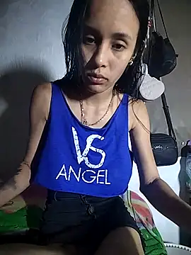 Snapshot of The-quee22 chatting on 11-07-25, 07:58 The-quee22 online show from 11-07-25, 07:58