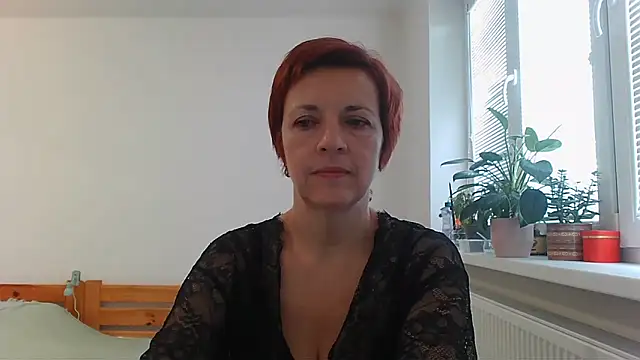 Snapshot of LoraLoraMay chatting on 09-24-25, 09:01 LoraLoraMay online show from 09-24-25, 09:01