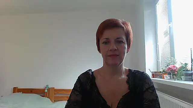 Snapshot of LoraLoraMay chatting on 10-09-25, 01:09 LoraLoraMay online show from 10-09-25, 01:09