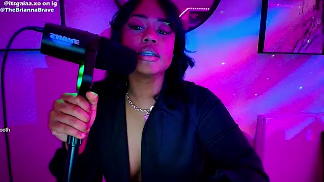 Snapshot of BriannaBrave chatting on 02-24-26, 04:10 BriannaBrave online show from 02-24-26, 04:10