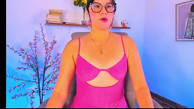Snapshot of Chanelll_Taylorr_ chatting on 05-09-26, 12:54 Chanelll Taylorr online show from 05-09-26, 12:54