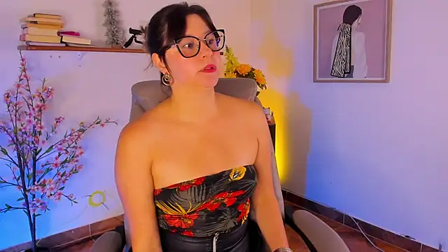 Snapshot of Chanelll_Taylorr_ chatting on 06-02-26, 01:02 Chanelll Taylorr online show from 06-02-26, 01:02