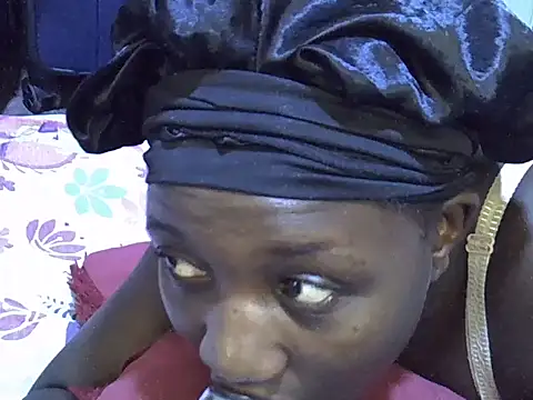 Snapshot of Adaline-Paris chatting on 01-14-26, 07:03 Adaline-Paris online show from 01-14-26, 07:03