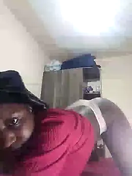 Snapshot of Adaline-Paris chatting on 03-03-26, 04:02 Adaline-Paris online show from 03-03-26, 04:02