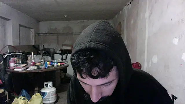 Snapshot of LoretoMx chatting on 10-15-25, 02:33 LoretoMx online show from 10-15-25, 02:33