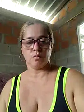 Snapshot of natally_ross21 chatting on 06-21-26, 05:59 natally ross21 online show from 06-21-26, 05:59