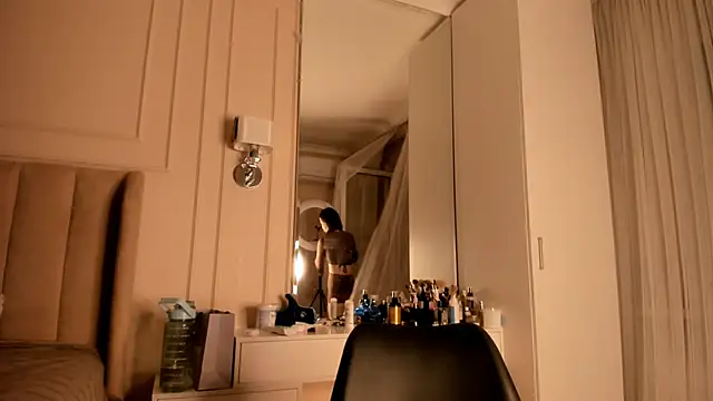 Snapshot of melissa_yamazaki chatting on 10-31-25, 04:57 melissa yamazaki online show from 10-31-25, 04:57