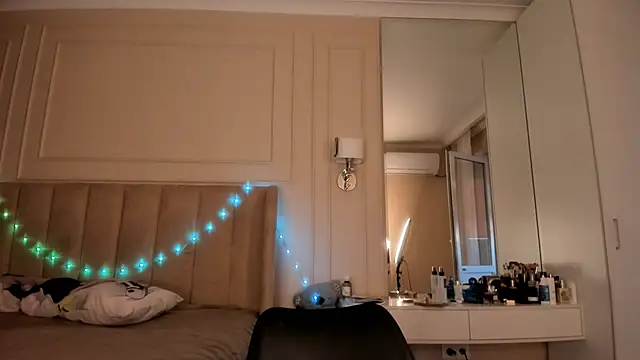 Snapshot of melissa_yamazaki chatting on 11-25-25, 04:56 melissa yamazaki online show from 11-25-25, 04:56