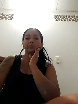 luna asss online show from 04-17-26, 12:02