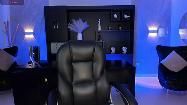 Snapshot of SamanthaKlein_ chatting on 01-07-25, 03:24 SamanthaKlein online show from 01-07-25, 03:24