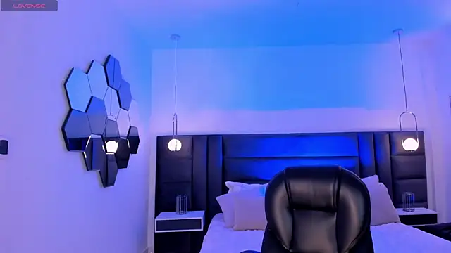 Snapshot of SamanthaKlein_ chatting on 01-23-25, 03:37 SamanthaKlein online show from 01-23-25, 03:37