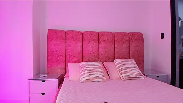 kendal rossi online show from 11-18-25, 12:09