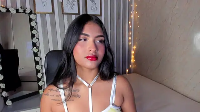 Snapshot of sabrinahimss chatting on 02-24-25, 10:25 sabrinahimss online show from 02-24-25, 10:25