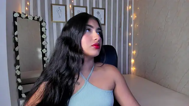 Snapshot of sabrinahimss chatting on 03-14-25, 10:05 sabrinahimss online show from 03-14-25, 10:05