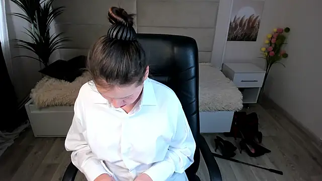 Snapshot of Dana__dom chatting on 02-09-25, 05:29 Dana dom online show from 02-09-25, 05:29