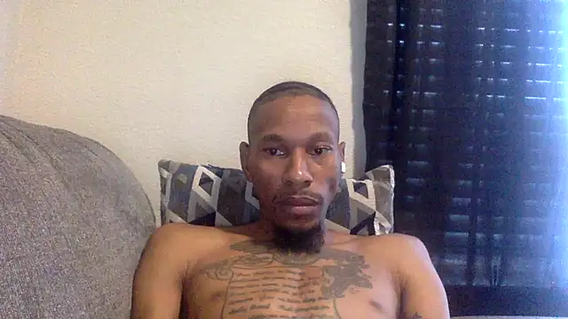 Snapshot of KingDerRico chatting on 10-17-25, 09:50 KingDerRico online show from 10-17-25, 09:50