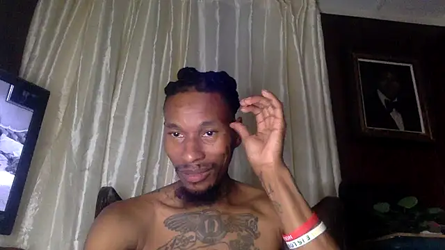 KingDerRico online show from 11-30-25, 10:47