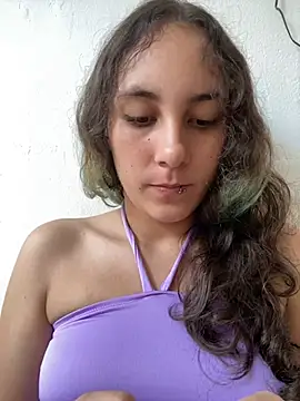 Snapshot of xlunna chatting on 12-31-24, 09:39 xlunna online show from 12-31-24, 09:39