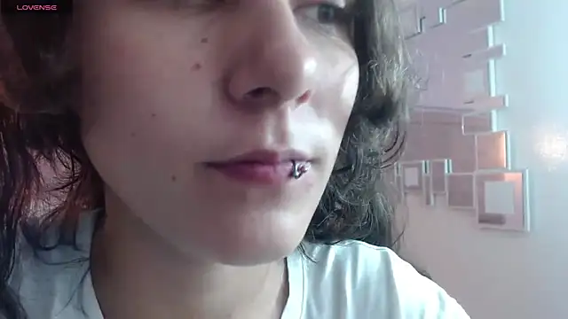 Snapshot of xlunna chatting on 01-10-25, 07:21 xlunna online show from 01-10-25, 07:21