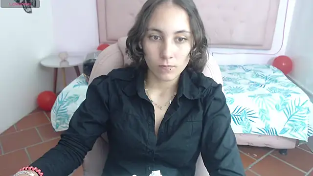 Snapshot of xlunna chatting on 02-15-25, 08:22 xlunna online show from 02-15-25, 08:22