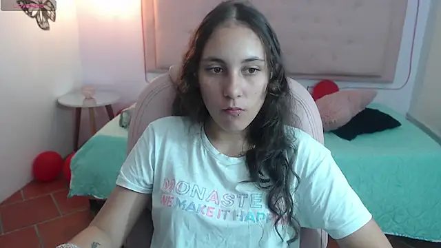Snapshot of xlunna chatting on 02-21-25, 08:16 xlunna online show from 02-21-25, 08:16