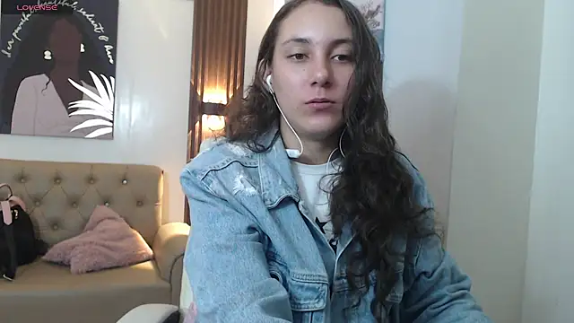 Snapshot of xlunna chatting on 09-23-25, 07:28 xlunna online show from 09-23-25, 07:28