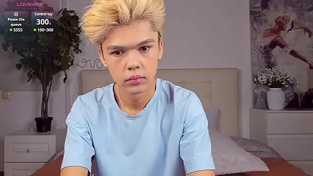 Felix Rey online show from 03-02-25, 04:32