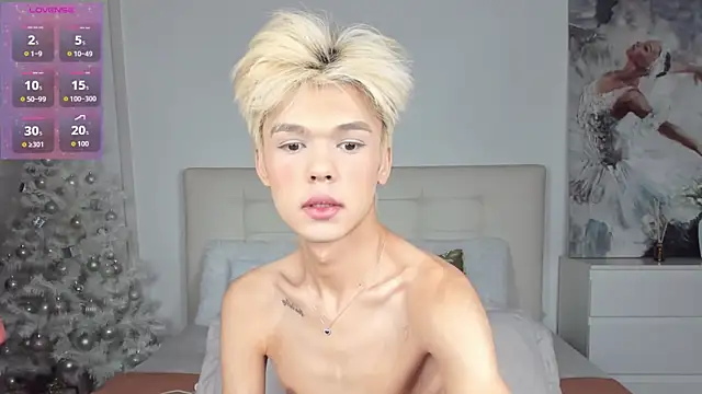 Snapshot of Felix_Rey chatting on 01-15-26, 06:11 Felix Rey online show from 01-15-26, 06:11