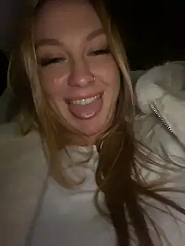 Sweet   Emily online show from 12-18-24, 07:19