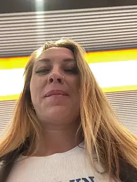 Sweet   Emily online show from 03-21-25, 01:23