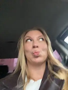 Sweet   Emily online show from 11-07-25, 12:38