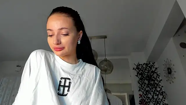 IreneVON online show from 12-20-24, 04:31