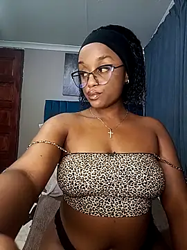 Queen-Chocolate online show from 11-05-25, 12:43