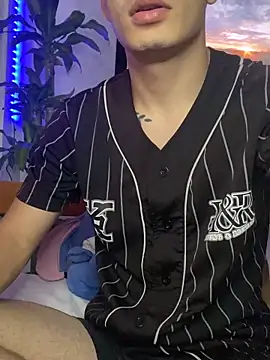 Snapshot of danny_42027 chatting on 03-21-25, 08:50 danny 42027 online show from 03-21-25, 08:50