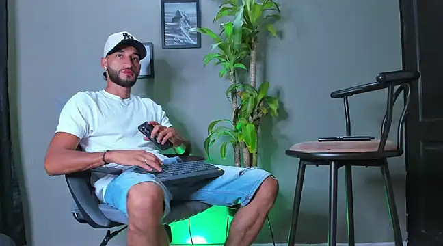 Damian 022 online show from 02-09-25, 04:46