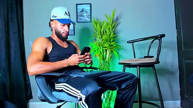 Damian 022 online show from 11-11-25, 11:32