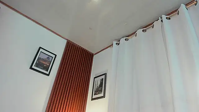 Snapshot of angeli_sexi chatting on 06-16-26, 11:40 angeli sexi online show from 06-16-26, 11:40