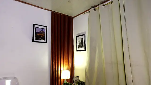 Snapshot of angeli_sexi chatting on 07-08-26, 12:59 angeli sexi online show from 07-08-26, 12:59