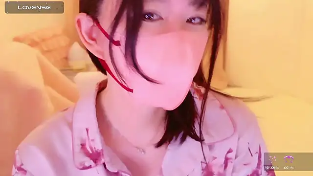 Snapshot of maii- chatting on 02-27-25, 12:56 maii- online show from 02-27-25, 12:56