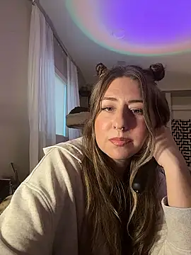 Snapshot of sophielove888 chatting on 01-07-26, 11:40 sophielove888 online show from 01-07-26, 11:40